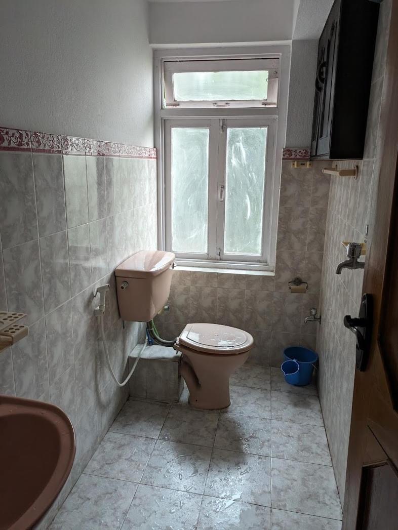 Budget Backpackers Hotel Lalitpur Buitenkant foto