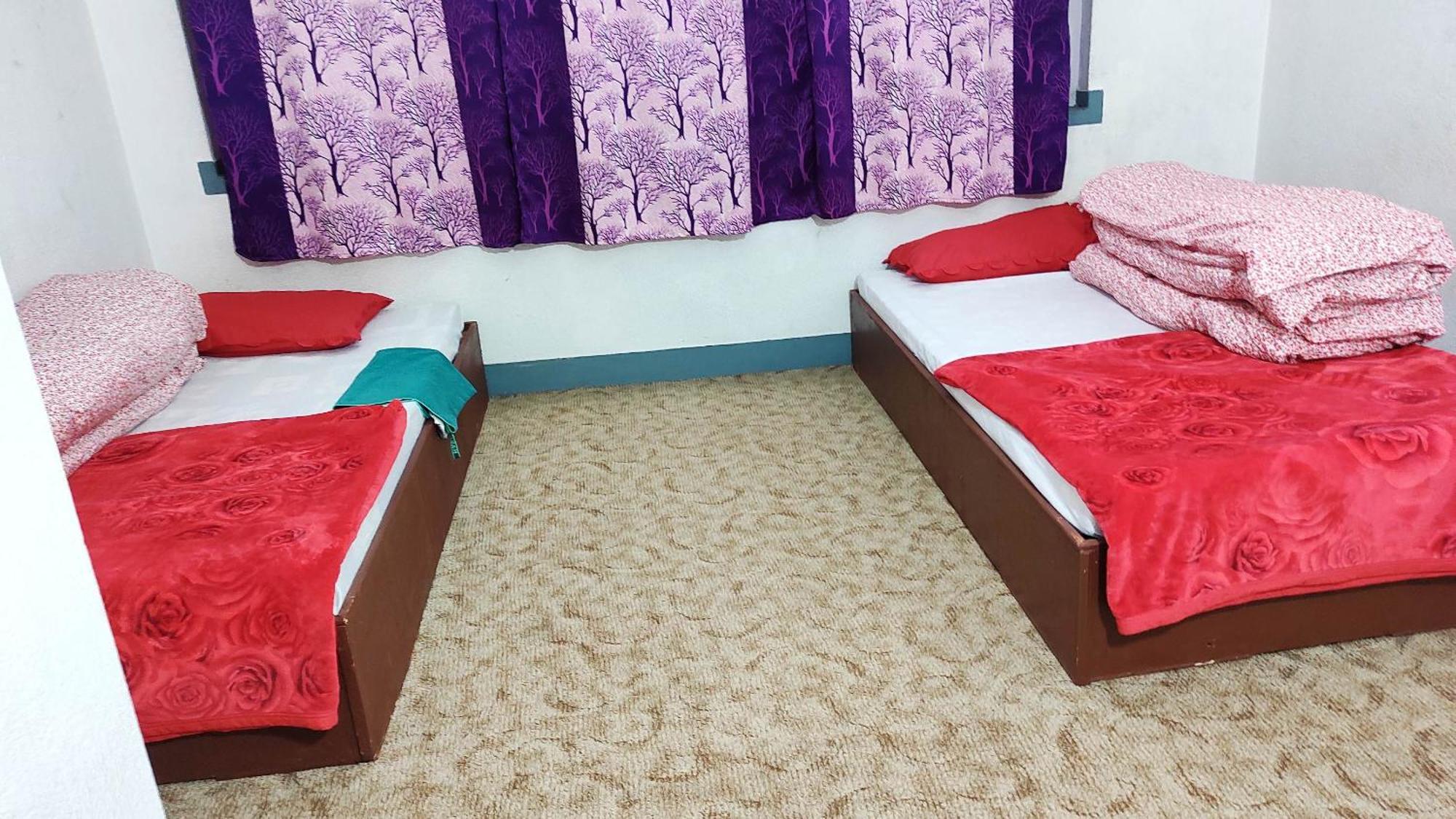 Budget Backpackers Hotel Lalitpur Buitenkant foto