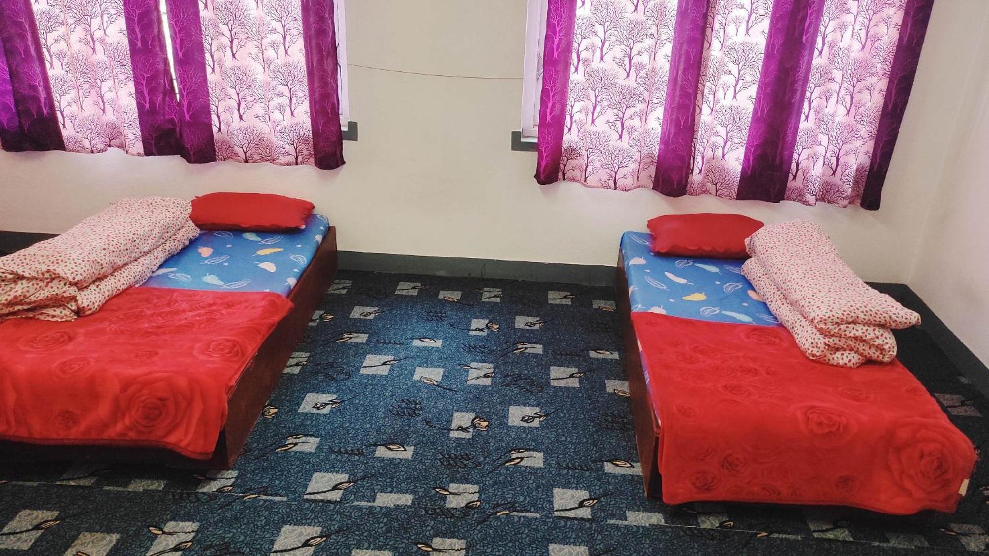 Budget Backpackers Hotel Lalitpur Buitenkant foto